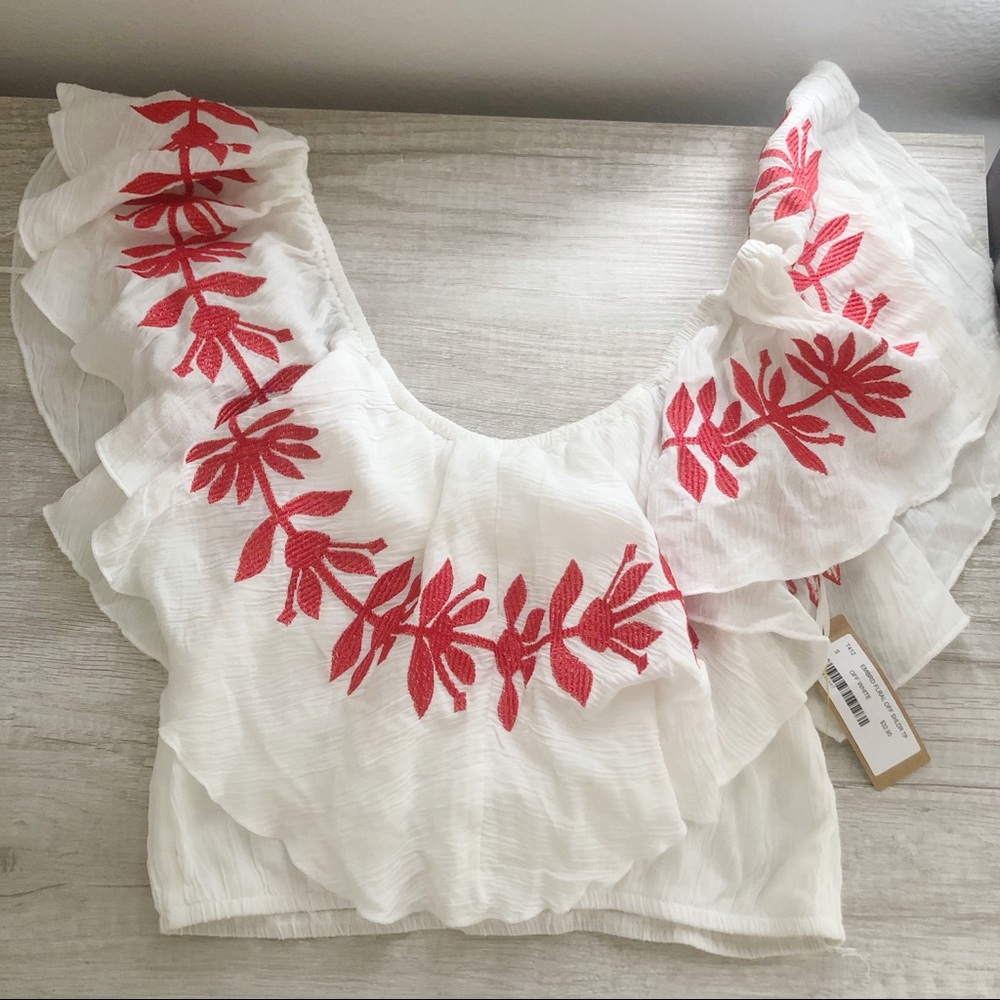 Embroidered Floral Off Shoulder Top S